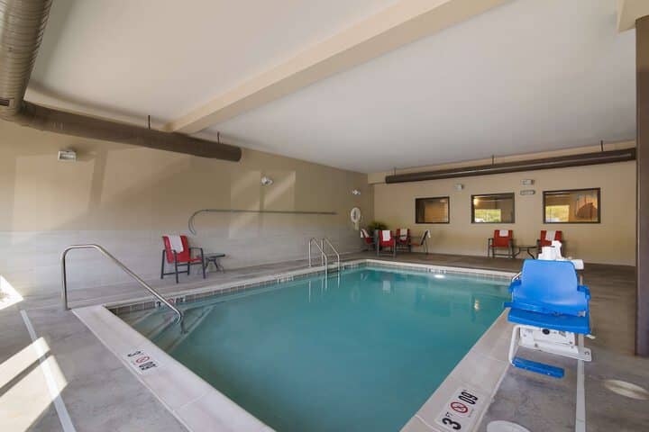 Pool 21 of 29