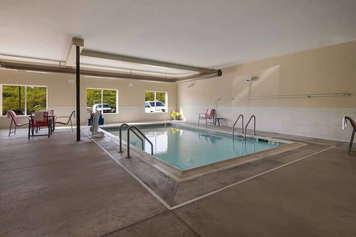 Pool 20 of 29
