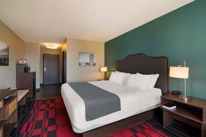 Room 7 of 29